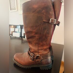 Brown women’s Harley Davidson boots